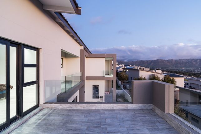 Detached house for sale in Fairhaven Country Estate, Somerset West, Cape Town, Western Cape, South Africa