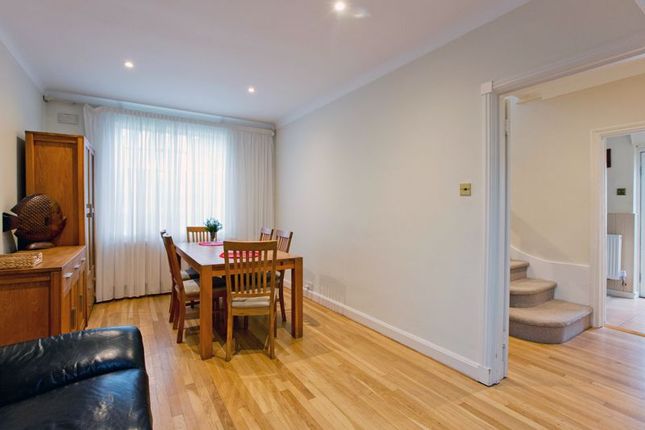 Property for sale in Holyoake Walk, London