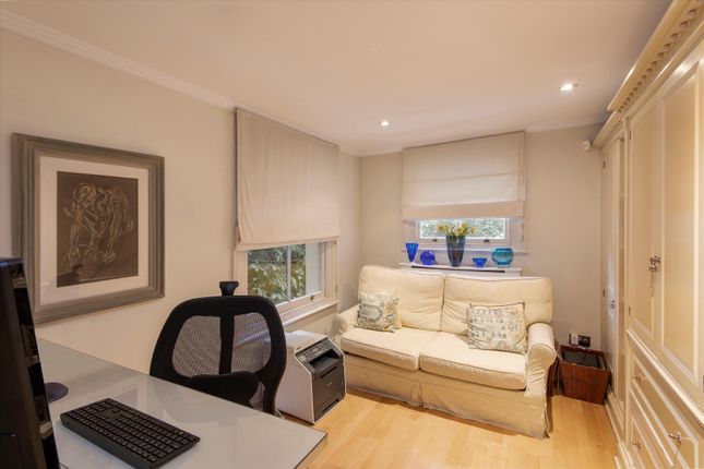 Terraced house for sale in Christchurch Street, Chelsea, London