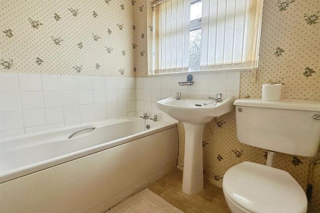 2-bed terraced on 167, Ffordd Y Morfa, Abergele, £135,000