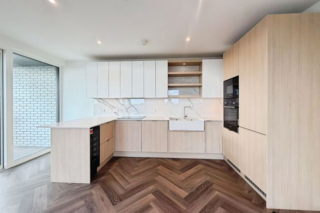 Flat 65, Lindley House, London photo 2
