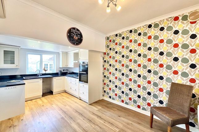 24 Meadow Way, Stoke-On-Trent photo 3