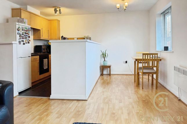 83, Hansby Drive, LIVERPOOL photo 2