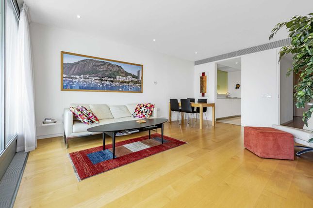 Flat to rent in Albion Riverside, Hester Road