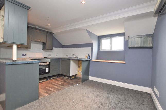 Flat 2, 304,, Margate Road, Ramsgate photo 3