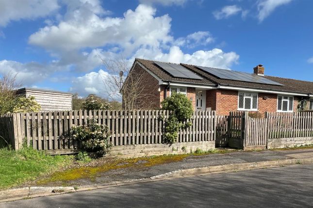 3-bed house on 1, Glebe Close, Basingstoke, £375,000