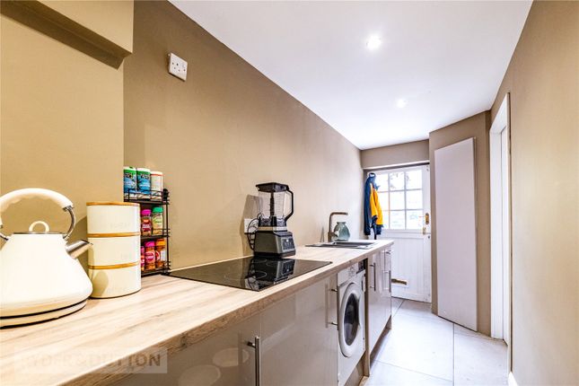 238, Almondbury Bank, West Yorkshire photo 3