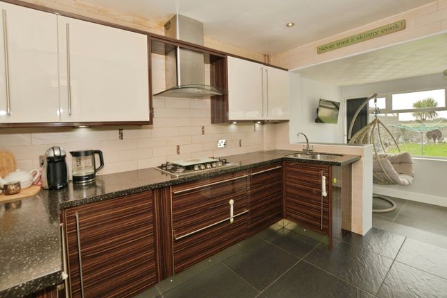 63, Leonard Road, New Romney photo 3