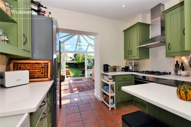 32, Lindsay Road, Worcester Park photo 4