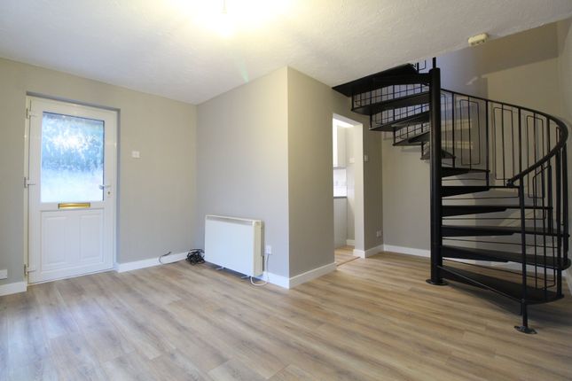 36, Langdale Drive, Colchester photo 2