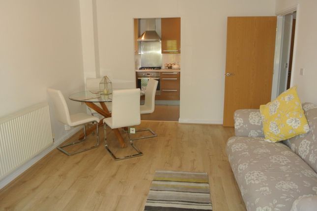 Flat to rent in Old Pheasant Court, Chesterfield