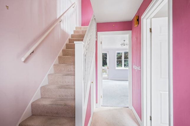 11, Roseleigh Gardens, Scaynes Hill photo 2