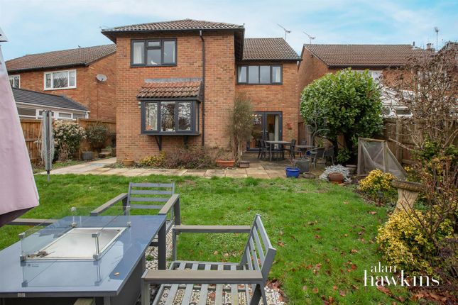 16, New Road, Swindon photo 2