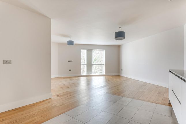 11 Chalk Place, Thaxted Road, Saffron Walden photo 4