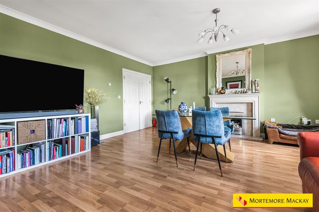 Flat 11 Gillies Court, 3, Donovan Place, London photo 4