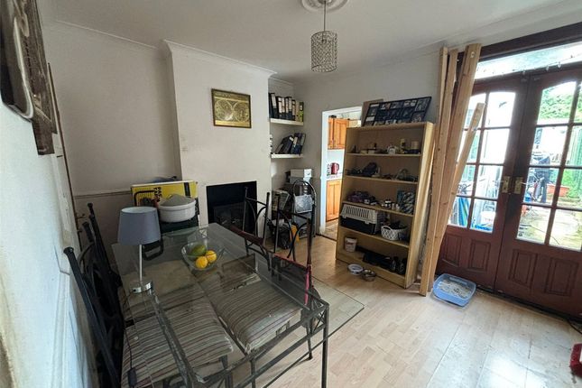 77, Bynes Road, London photo 3