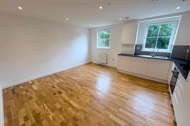 Flat 8 Solitaire House, 54, Upperton Road, Eastbourne photo 3