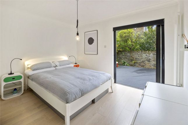Flat for sale in Lawford Road, Kentish Town, London