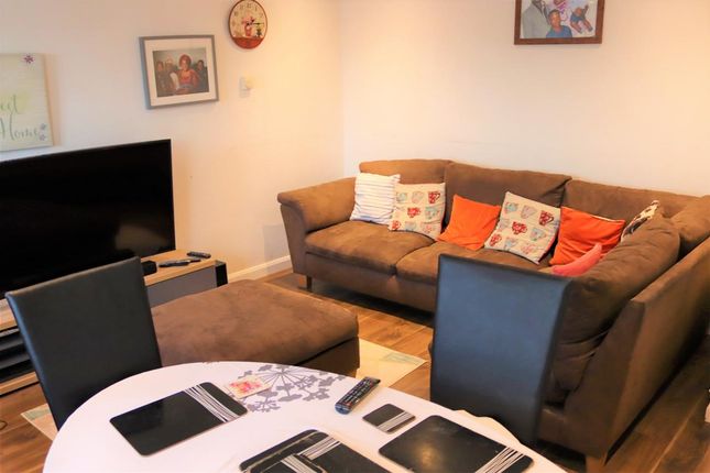 46, Rosslyn Crescent, Luton photo 4