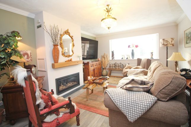 48, Raleigh Close , Padstow photo 3