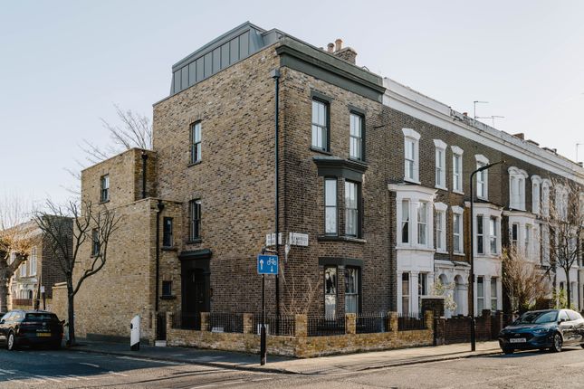Terraced house for sale in Elderfield Road, London