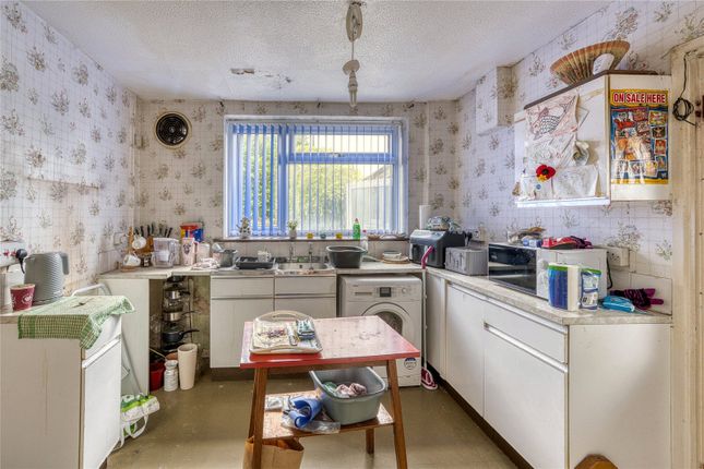 38, Douglas Road West, Staffordshire photo 2