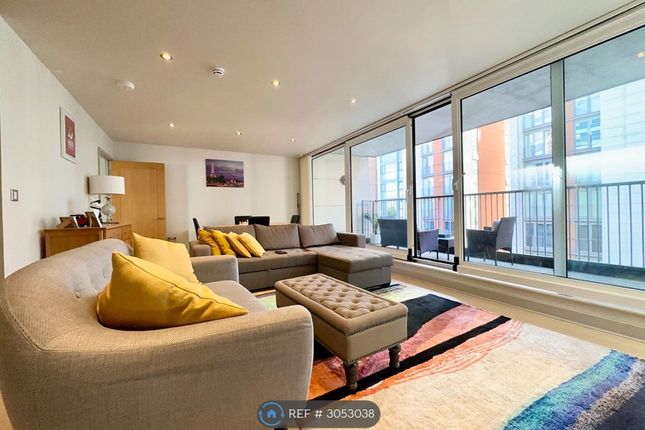 Baltic Apartments Western Gateway, London photo 3