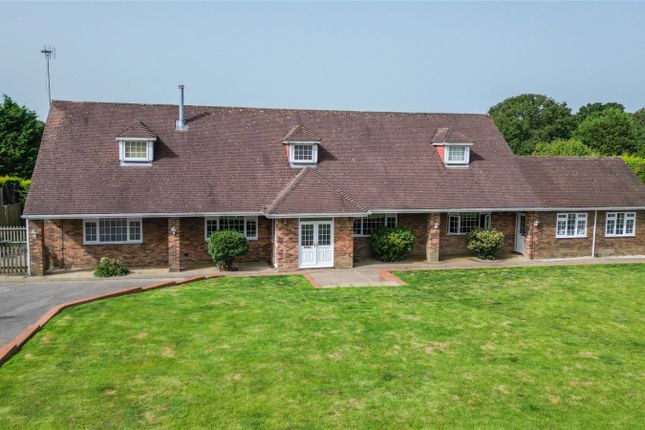 Thumbnail Detached house for sale in London Road, Flimwell, Wadhurst