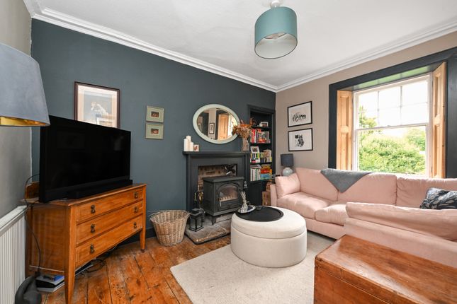 3, Alderbank, Penicuik photo 2