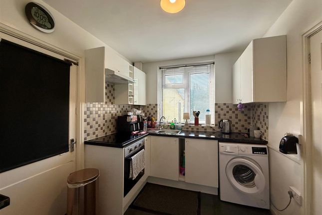 173, Gressel Lane, Birmingham photo 3