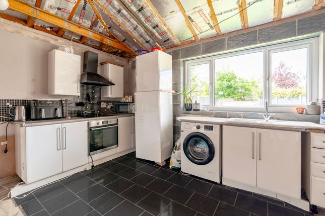 101 Cotmer Road, Oulton Broad, Lowestoft photo 4