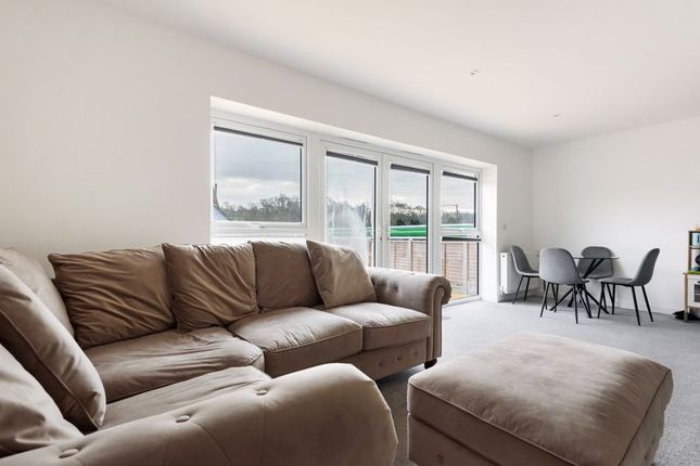 2F Hillside Cottage, Star Lane, Coulsdon photo 4