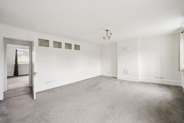Flat 4, Trinity Church Square, Southwark photo 4