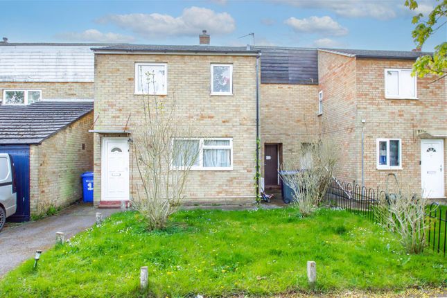 Thumbnail Terraced house for sale in Glamis Close, Haverhill