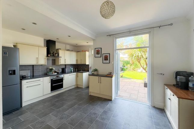 109, Hainault Avenue, Westcliff-On-Sea photo 4