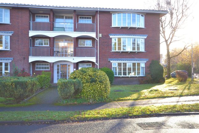 Thumbnail Flat to rent in Lindow Court, Kings Road, Wilmslow