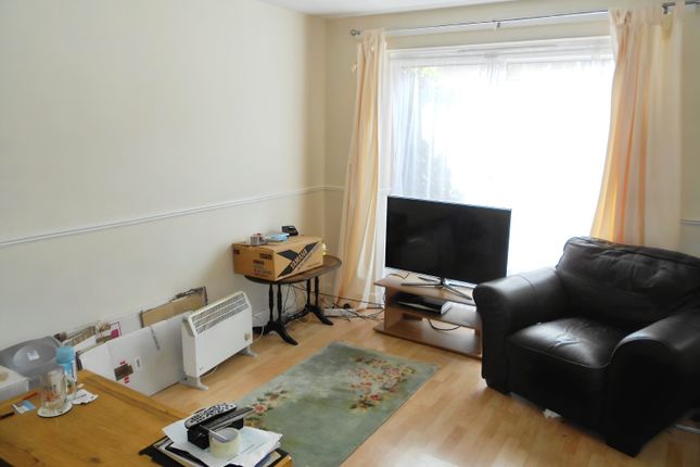 Flat 6, 134, Rosebery Avenue, Yeovil photo 3