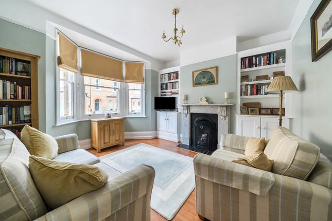 12, St. Leonards Avenue, Windsor photo 2