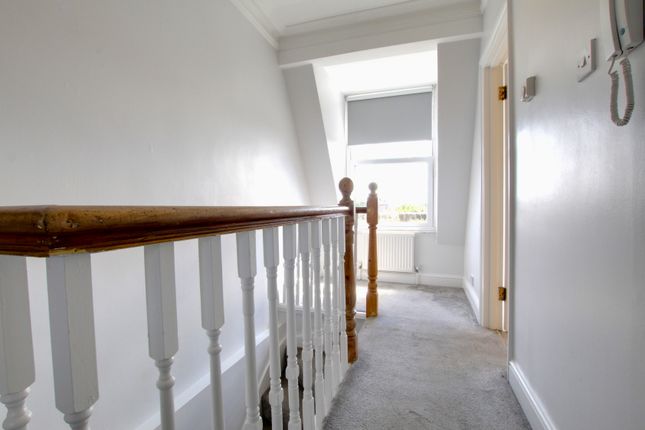 319c King Street, Hammersmith, London photo 3