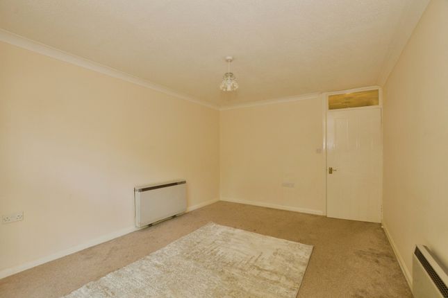 4, Springwood Court, New Romney photo 4