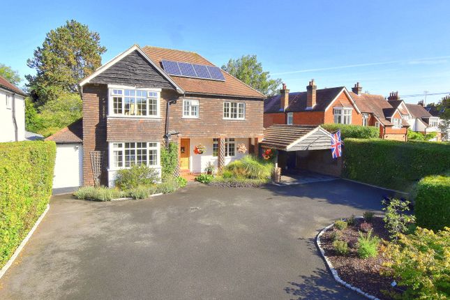 Thumbnail Detached house for sale in East Lane, West Horsley