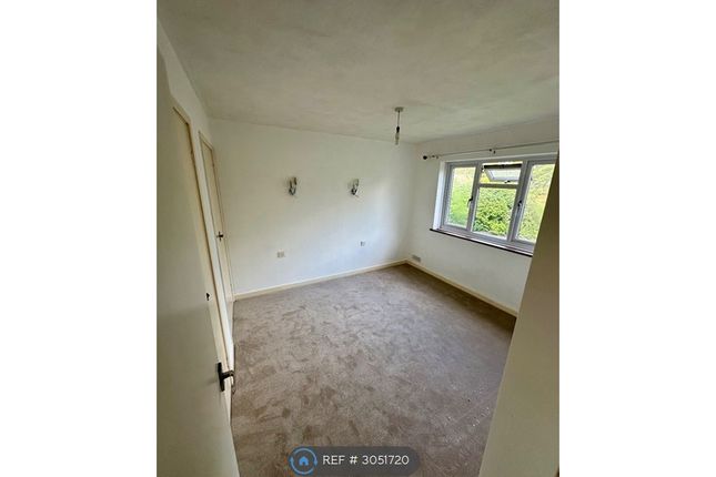 Robyns Way, Edenbridge photo 2