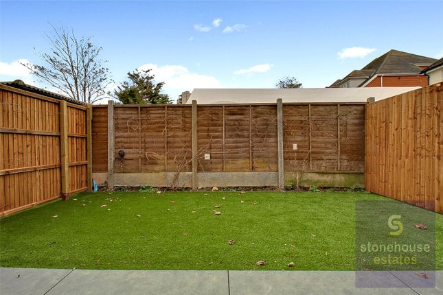 Detached house to rent in Olive Street, Romford, London