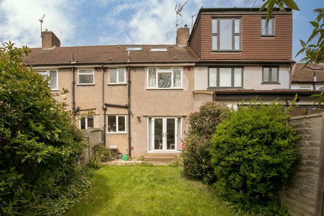 Terraced house to rent in Lincoln Avenue, Twickenham