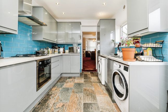 58, Mitcham Road, London photo 3