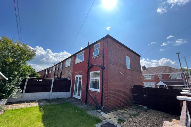 24, Kershaw Street, Manchester photo 3