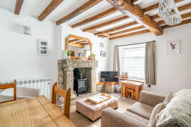 Fuchsia Cottage, 30 Rise End, Matlock photo 2
