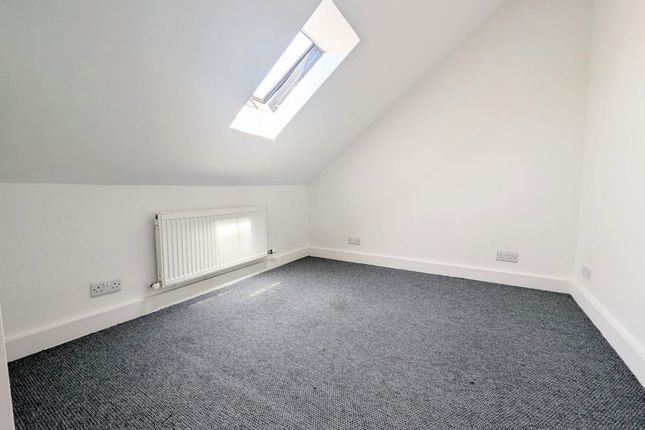 Flat Flat D, 115, Purewell, Christchurch photo 4