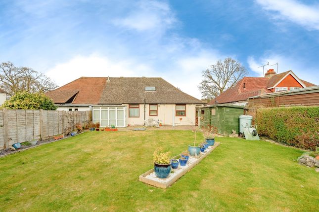 Thumbnail Bungalow for sale in Barnfield Road, Crawley