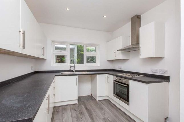 21 Victoria Road, Northwich photo 2